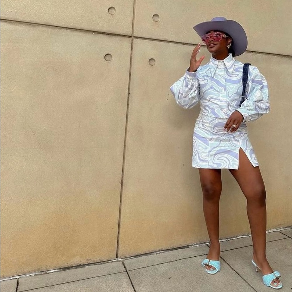 Miyette Stylish Blue and White Two-Piece Set